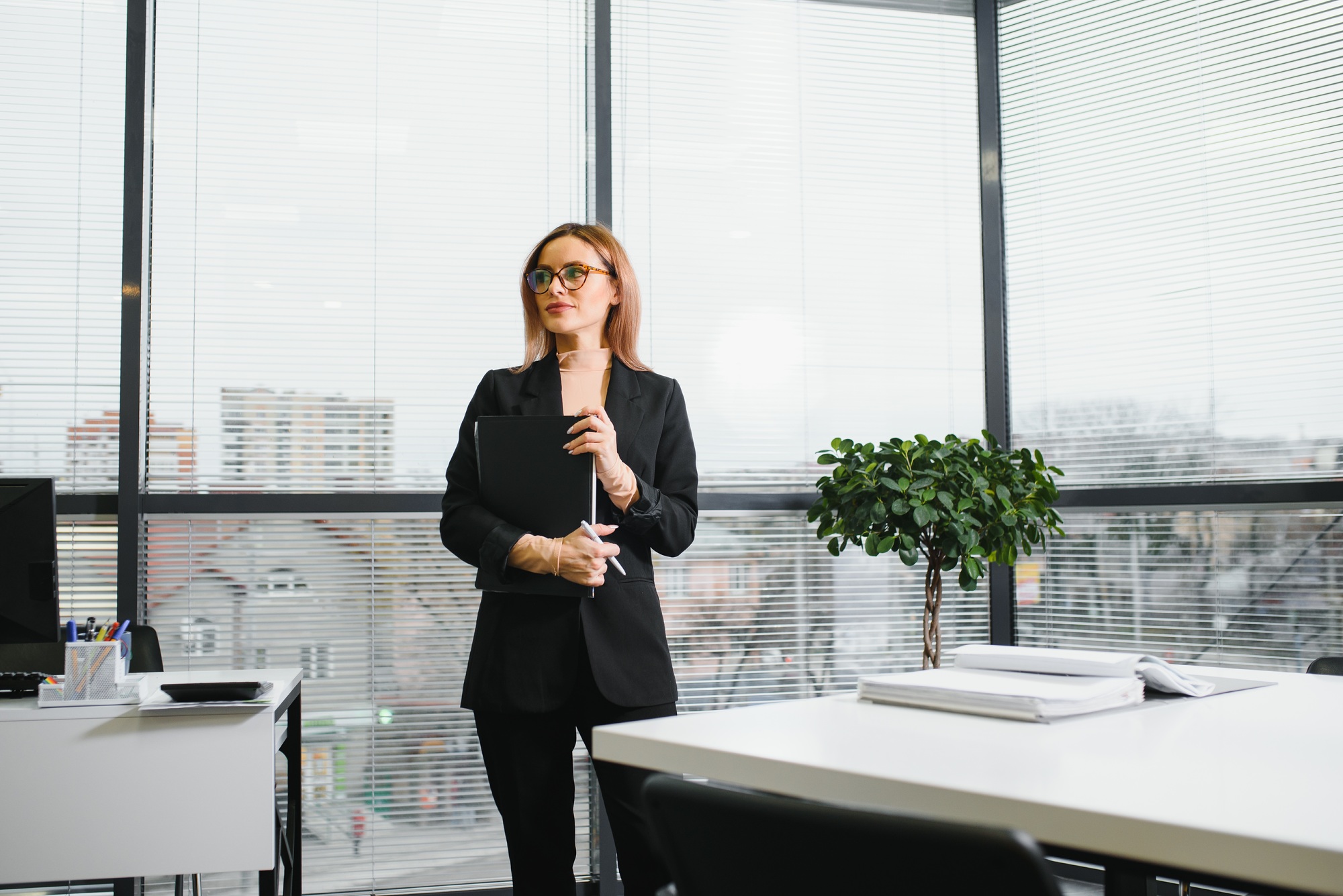 Start up of enterprise, women leader the new company self-confident